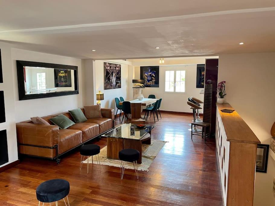 Ravissant Loft Dans Le Centre De Saint-Tropez